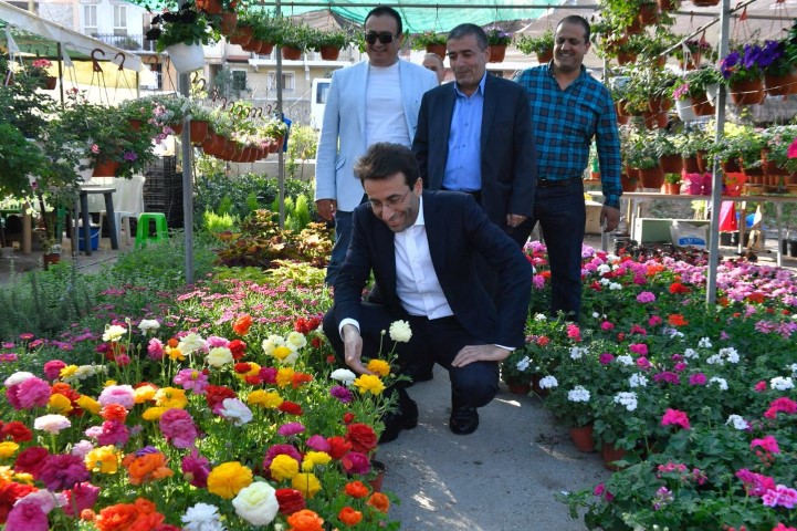 شبيب افتتح سوق الأزهار ومعرض عيد الأم