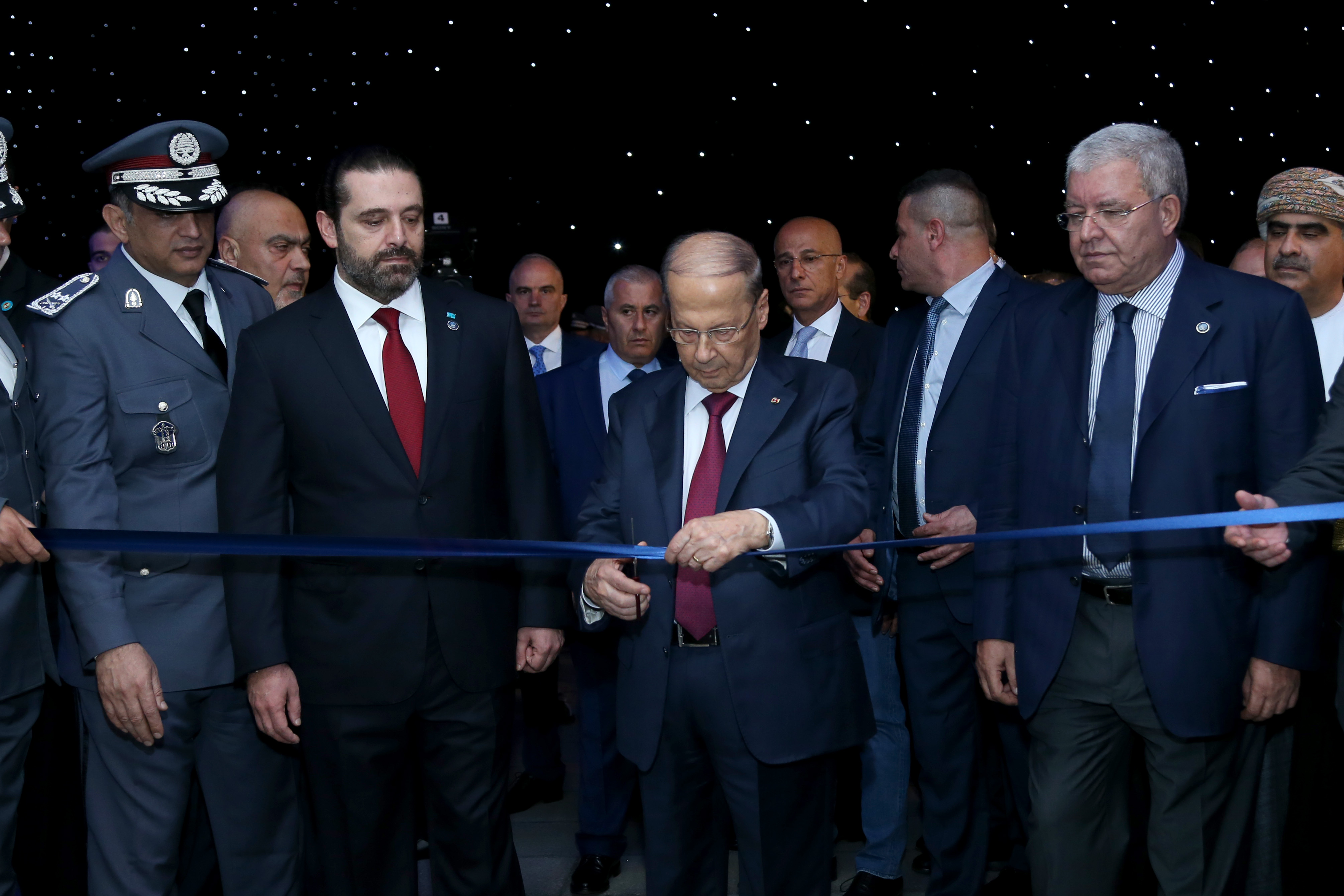 رئيس الجمهورية افتتح المعرض التاريخي لقوى الامن في ذكرى تاسيسها