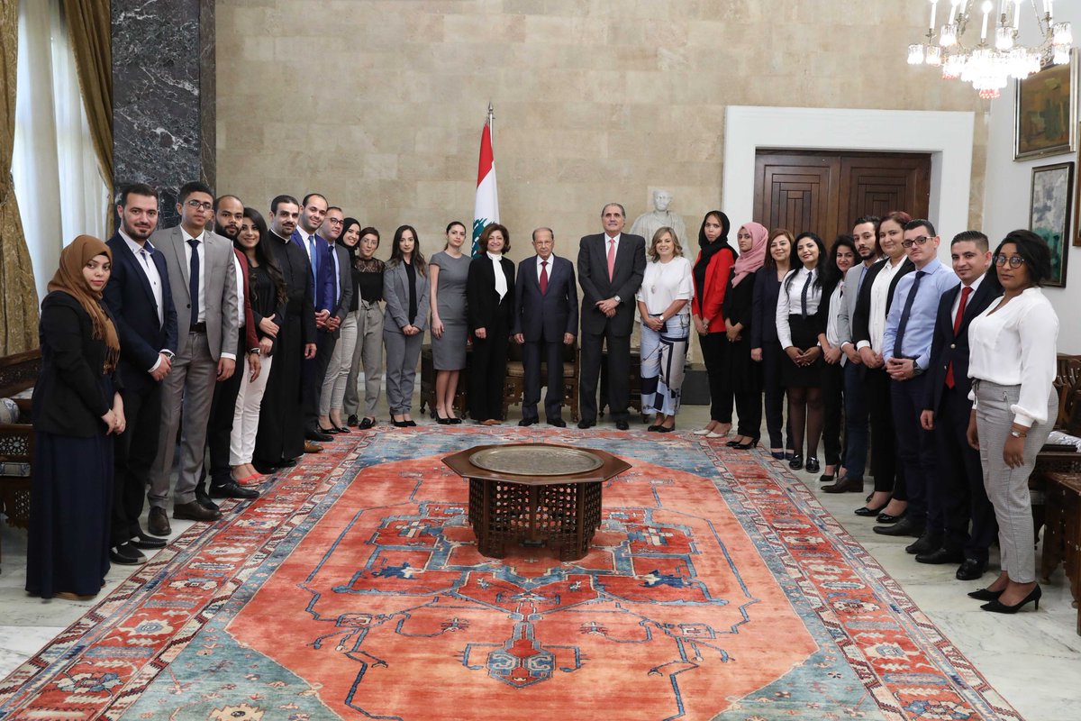 رئيس الجمهورية العماد ميشال عون حاور وفدا شبابيا من 9 دول عربية: سقف الحرية هو الحقيقة وعلى الجميع احترامها
