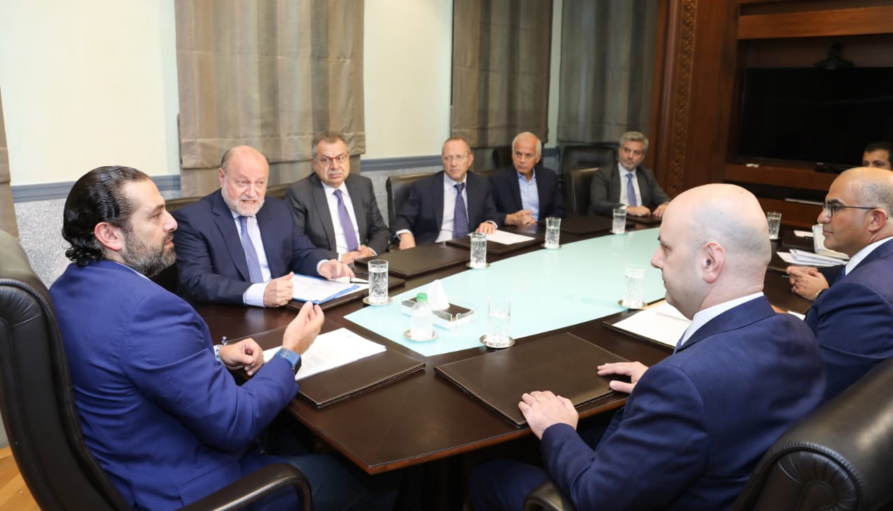 الرئيس سعد الحريري تابع وحاصباني موضوع الأدوية السرطانية والمستعصية