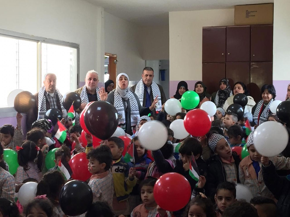 السيدة غنام محافظ رام الله والبيرة في فلسطين تزورمخيمات صيدا