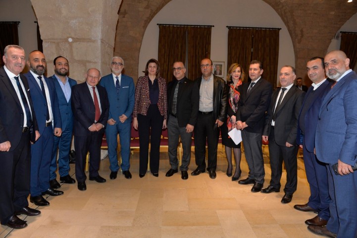 الحسن مثلت الحريري باطلاق المسابقة المعمارية العالمية لتصميم مدينة المعرفة والابتكار في معرض رشيد كرامي