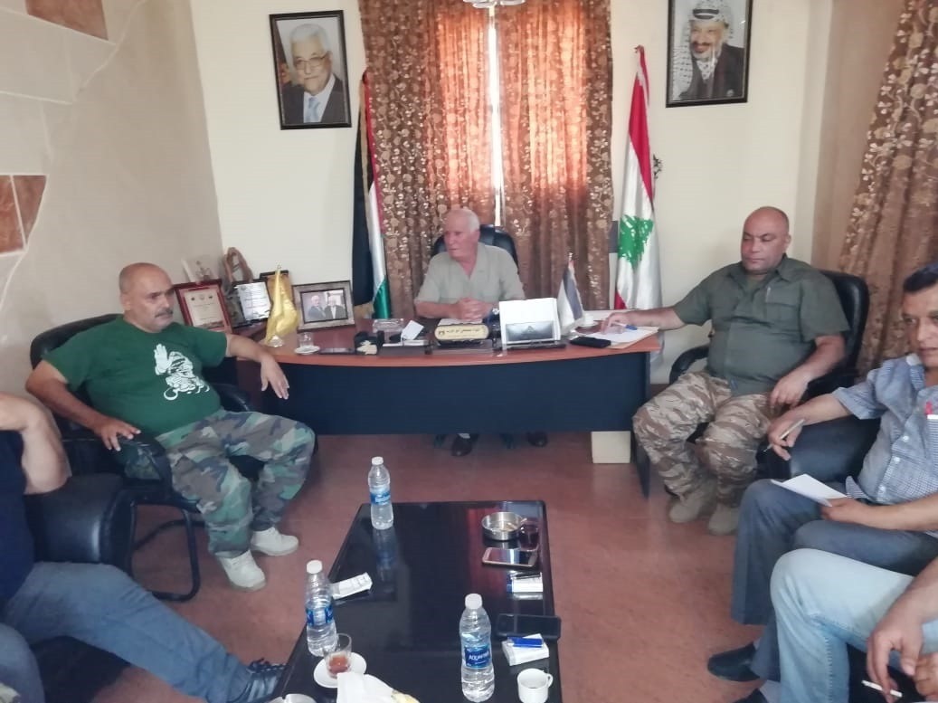 ابو عرب تراس اجتماعا لقيادة الامن الوطني الفلسطيني: لاستتباب الامن داخل المخيمات والجوار