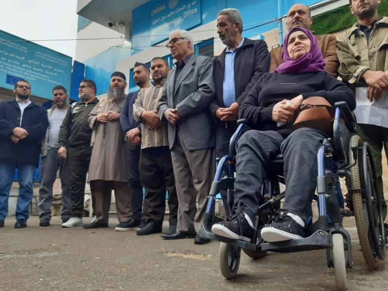 اللجان الفلسطينية: مساعدات الأنروا 30 سنتاً للفرد يومياً !