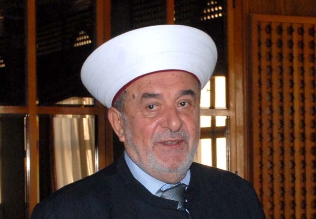سوسان عمم على خطباء المساجد جمعة فلسطين: ليست ملكا لترامب كي يبيع ويشتري به