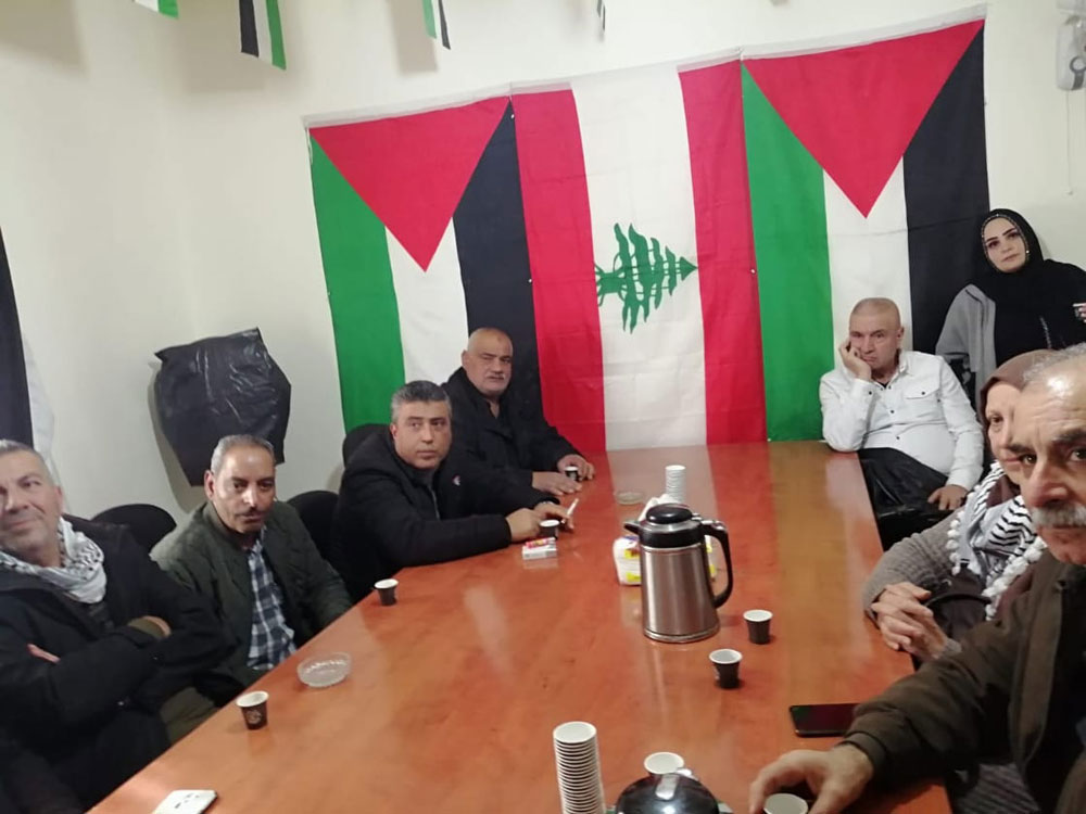 وفد حركي من منطقة صور يجول على المؤسسات ويلتقي اللجان الشعبية بعين الحلوة