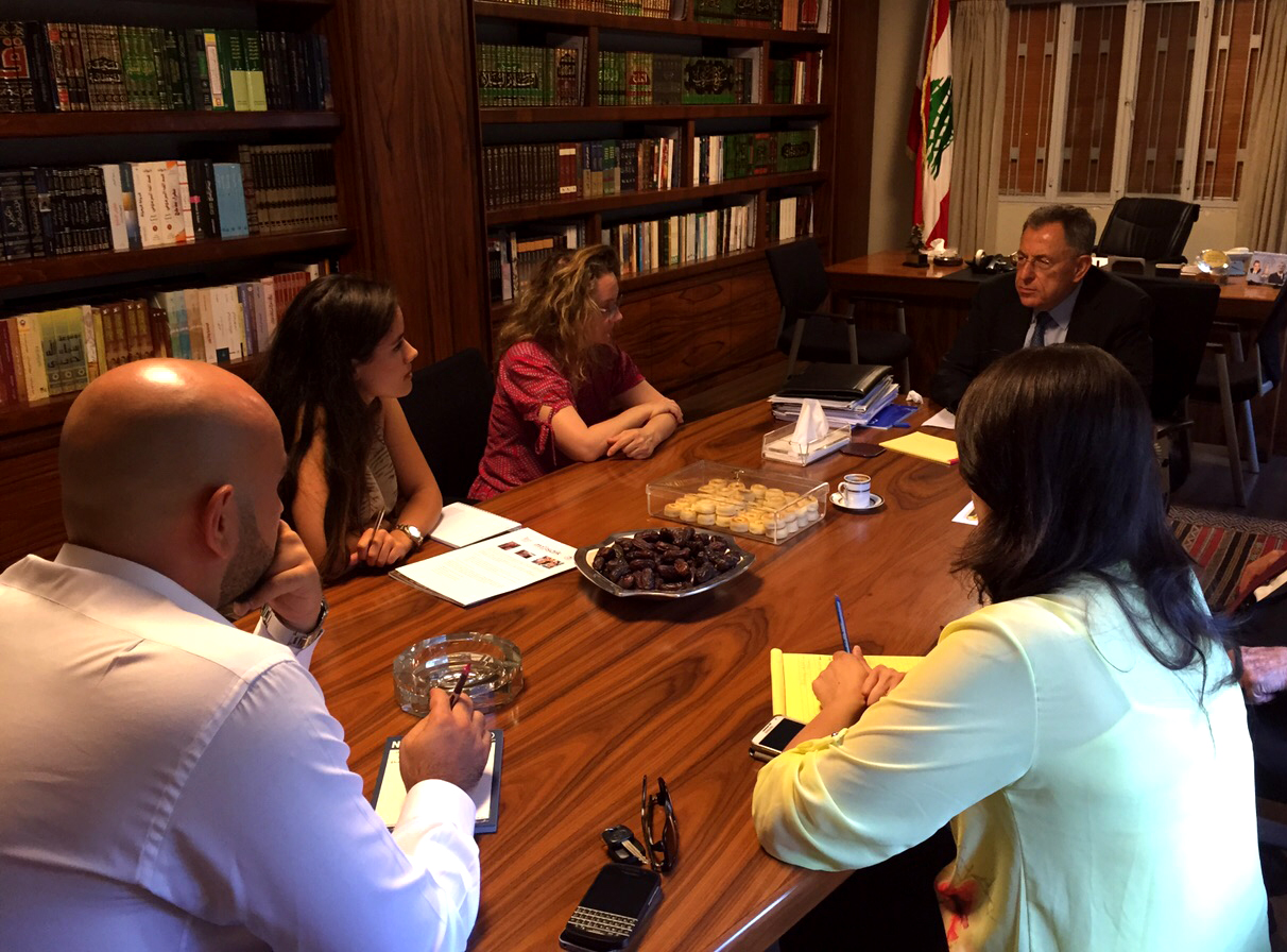 السنيورة التقى وفودا من"معهد خليفة بن زايد"و"شباب العشائر" و"المعهد الأوروبي للتعاون"