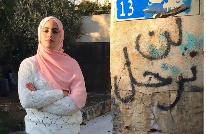 اعتقال الناشطة الفلسطينية منى الكرد.. شقيقها يروي التفاصيل وإسرائيل تعلن الأسباب