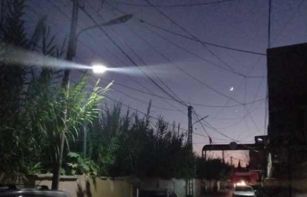 مشروع لإنارة المخيمات الفلسطينية بالطاقة الشمسية .. هذه تفاصيله!