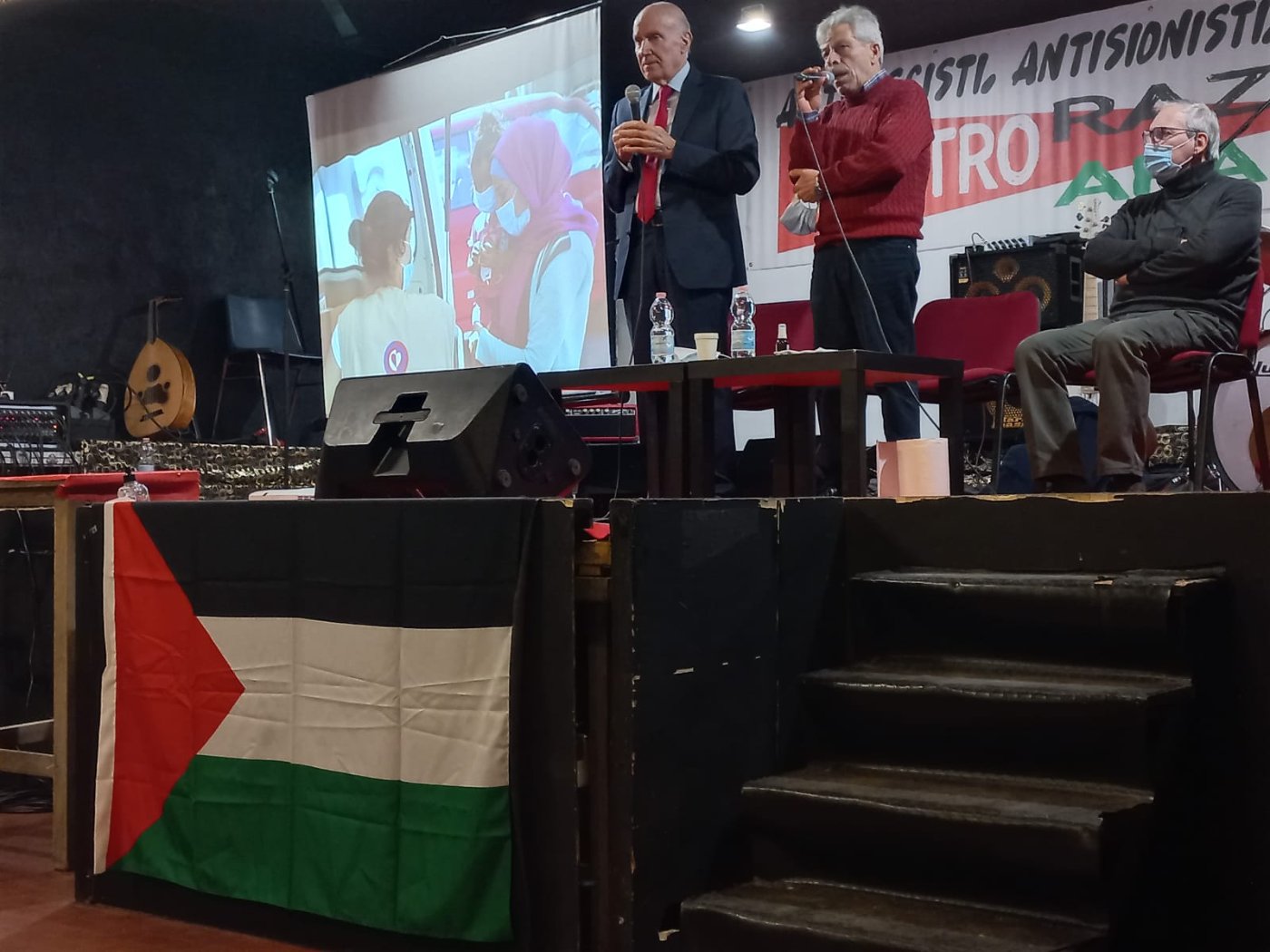 تكريماً لنضاله التاريخي من أجل القضية الفلسطينية: جائزة "لا ننسى صبرا وشاتيلا" الإيطالية لمهنا