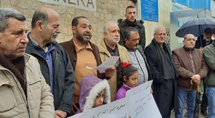 "الأونروا" تقلص مساعداتها المالية للنازحين الفلسطينيين من سوريا... قرار بـ"الإعدام الجماعي"