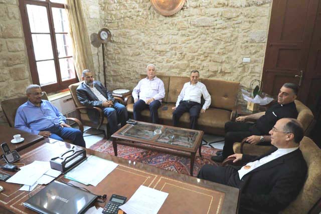 أسامة سعد التقى وفد لجان الأهل في مدارس صيدا الخاصة ناقلا اليه مشكة زيادة الاقساط