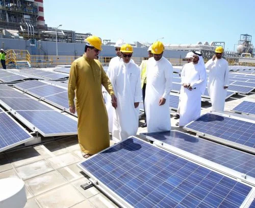 إنتاج الكهرباء النظيفة في دبي يدعمه مشروعات تعزز الطاقة المستدامة