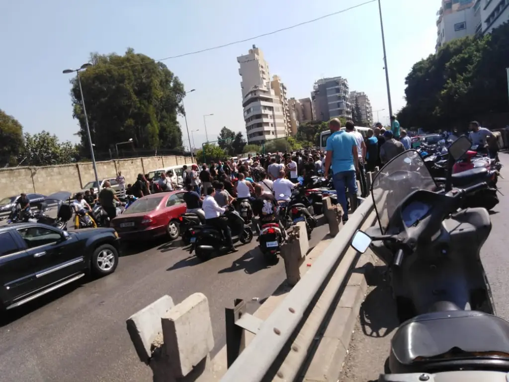 الدراجة النارية الحلّ الأوفر والأنسب بدلاً من السيارة