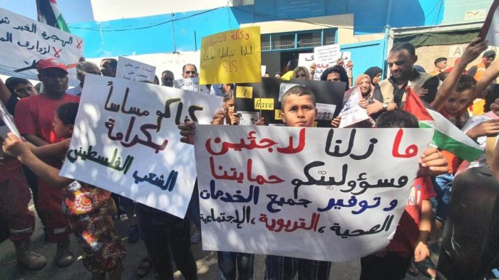 تحذير فلسطيني من انفجار إجتماعي: تعبنا من الفقر والجوع والمرض