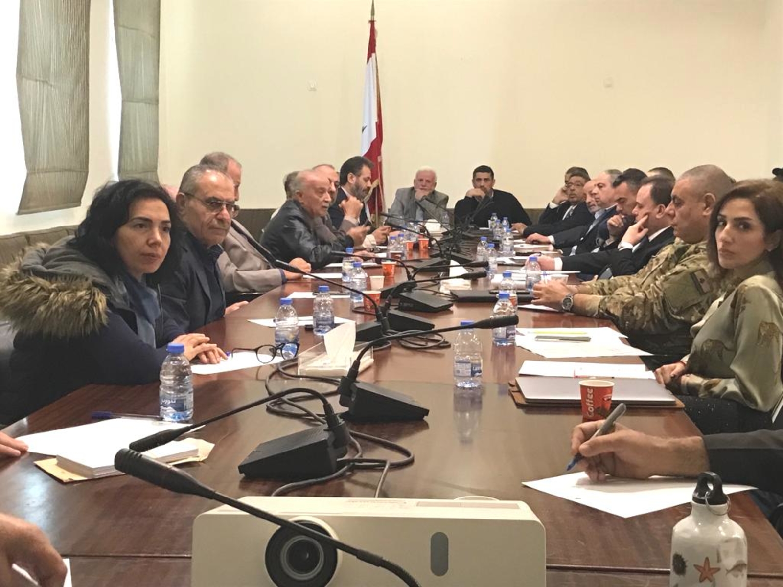 قرار ببدء جباية رسوم الكهرباء من المخيمات الفلسطينية .. من سيدفع؟ وما هي الآلية؟