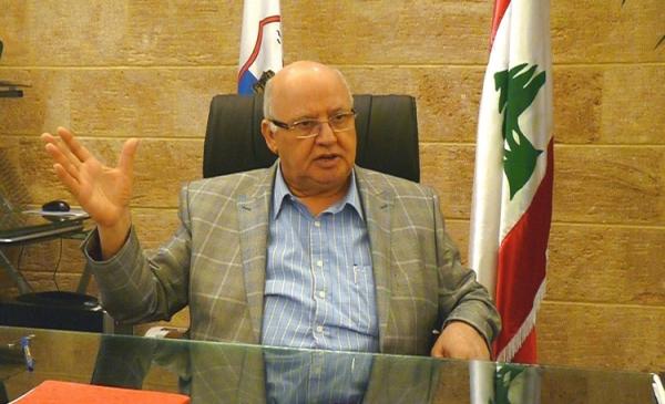"النفايات" تفجّر أزمة في صيدا... وقد تطيح برئيس بلديتها