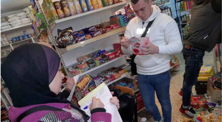 جولة لمفتشي الاقتصاد في صيدا وجوارها في الافران والسوبرماركت