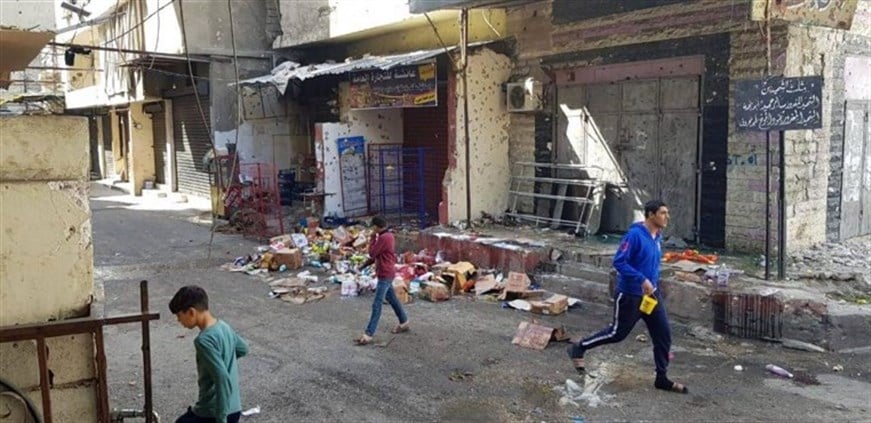 الأمن بالتراضي يحكم "عين الحلوة": قتيل و11 جريحاً