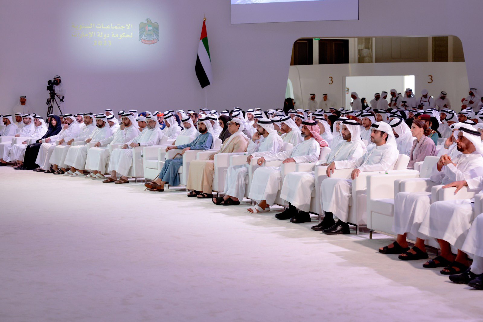 محمد بن راشد يحدّد 3 أولويات للمرحلة المقبلة