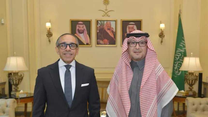 بخاري يلتقي نظيره المصري الجديد وهذا ما تم البحث به