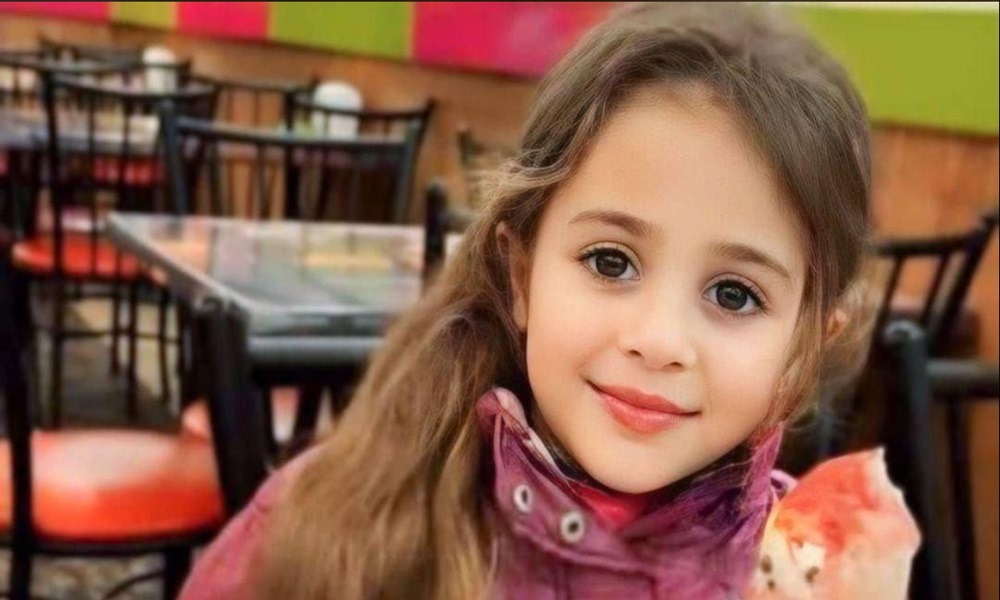إسرائيل تقتل طفلة لبنانية ووالدتها!