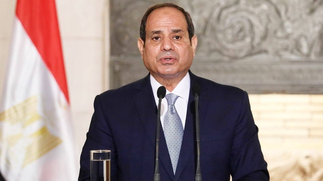 السيسي يؤكد تضامن مصر مع القيادة والشعب الإيراني