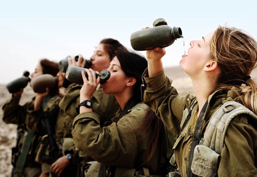 إسرائيليات تتوغلن في لبنان... خرق مخيف وغير إعتيادي!