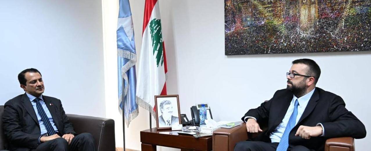 أحمد الحريري يستقبل سفير قطر