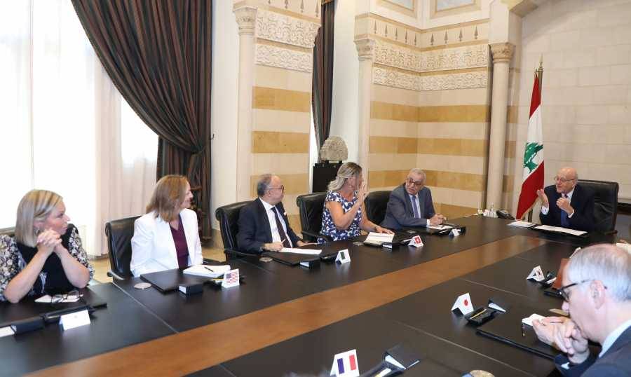 ميقاتي يلتقي سفراء الدول الخمس.. وتأكيد على تطبيق الـ1701