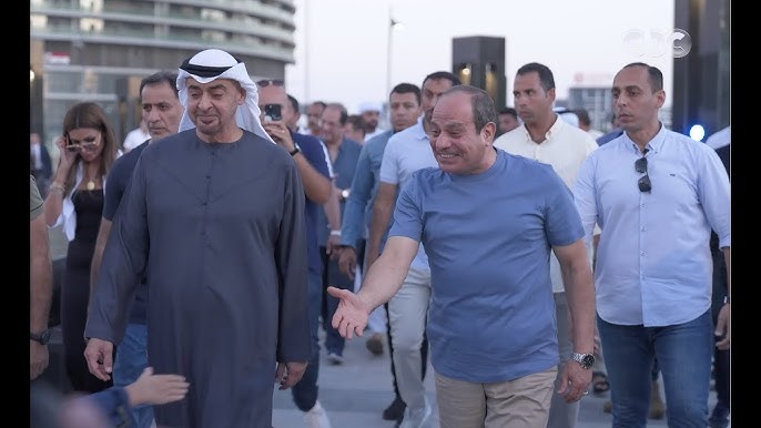 بالفيديو : جولة للرئيس السيسي وضيف مصر الشيخ محمد بن زايد رئيس الإمارات بمدينة العلمين الجديدة