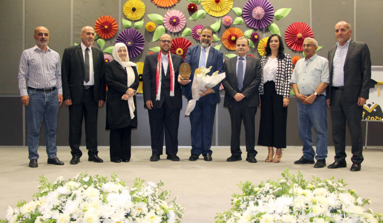 تخريج "دفعة الأمل رغم الألم" في المدرسة العمانية النموذجية الرسمية في صيدا برعاية الأشقر