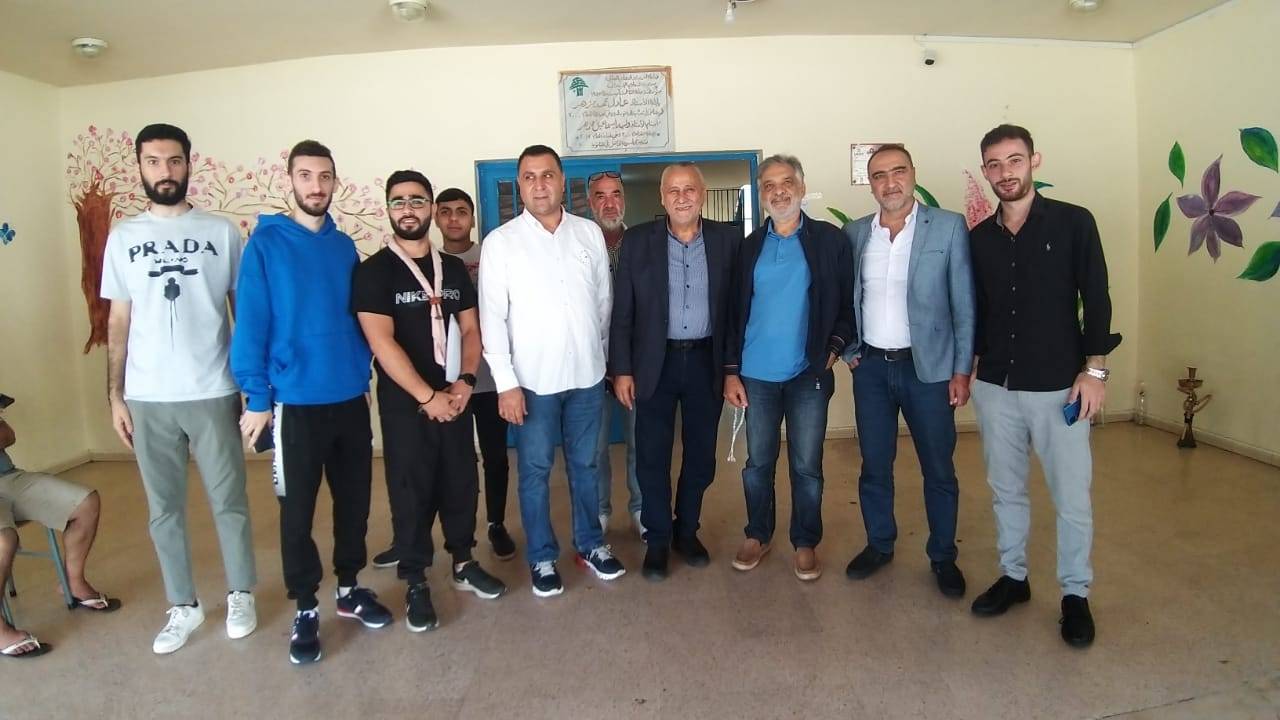 وفد من "المستقبل" جال على مركزي الإيواء في مدرسة وثانوية الناعمة &ndash; حارة الناعمة وتأكيد على أهمية التنسيق والتعاون لسد الحاجات والوقوف صفا واحدا بوجه الفتنة