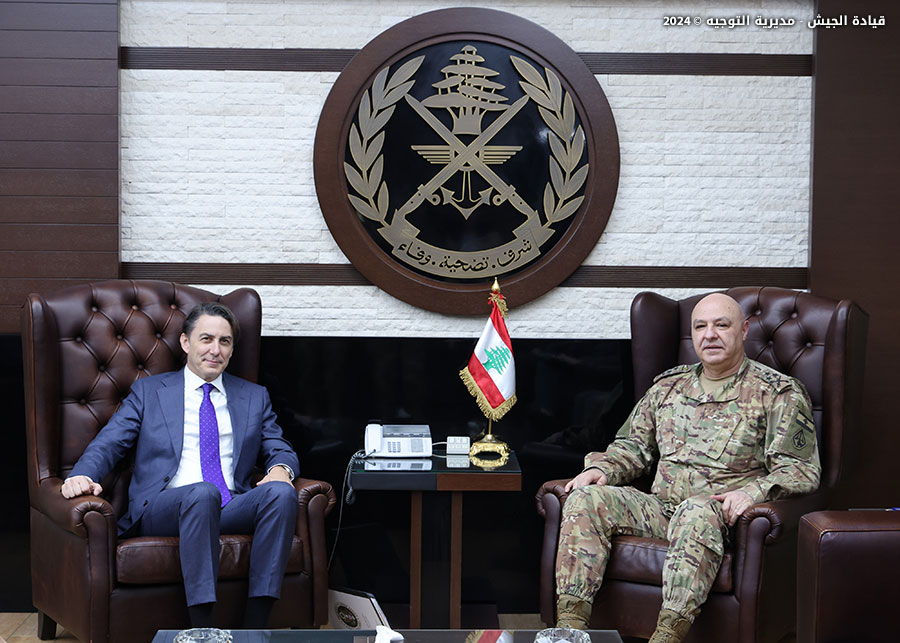 استقبالات العماد قائد الجيش