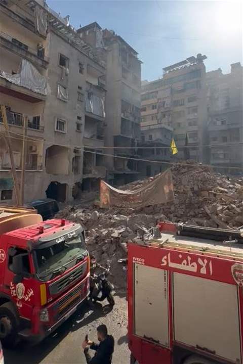 بالفيديو : إستمرار أعمال رفع الأنقاض في منطقة البسطة الفوقا