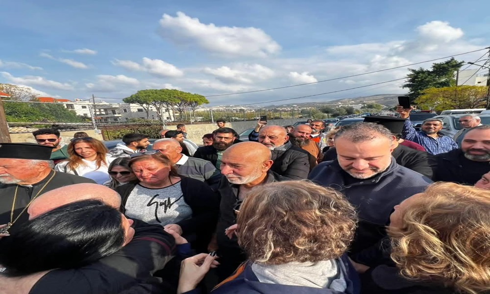 بعد 33 عامًا&hellip; الأسير سهيل حموي يعود إلى شكا من سوريا