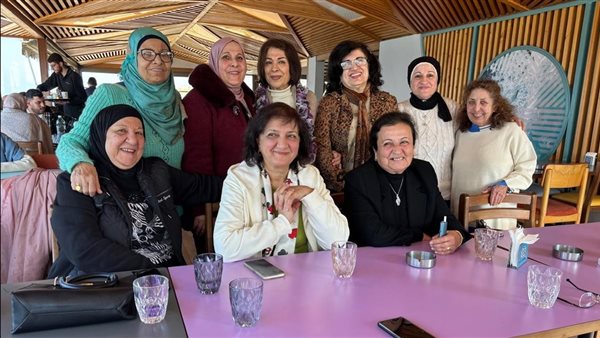 تكريم المربية مريم عبد الغني الغربي في صيدا بعدما أمضت 39 عاماً في التعليم الرسمي