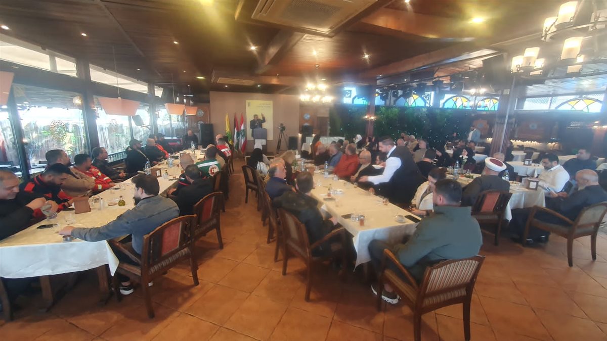 حزب الله نظم حفلا تكريميا في صيدا للجمعيات التي استضافت النازحين خلال العدوان الصهيوني برعاية النائب حسن عزالدين