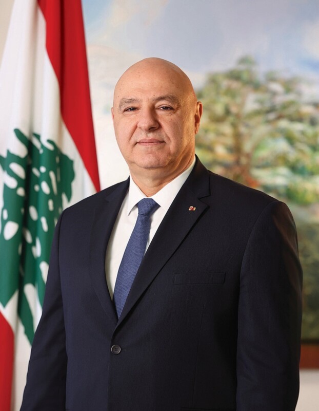 الرئيس عون يبرق الى ترامب معزياً بضحايا الطائرة الاميركية