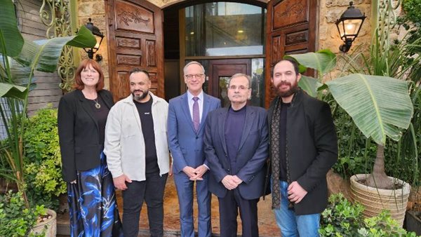 النائب البزري يبحث الأوضاع السياسية مع السكرتير البرلماني لوزير الخارجية الكندي