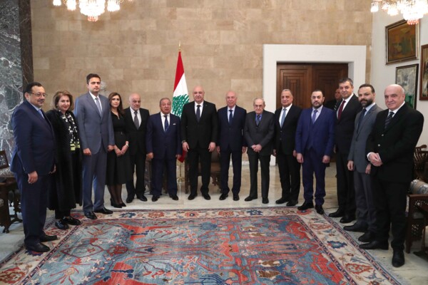 الرئيس عون تابع اتصالاته لالزام اسرائيل بالانسحاب