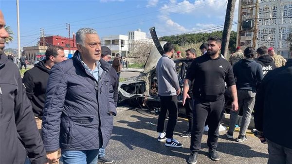 رئيس بلدية صيدا د. بديع تفقد مكان إستهداف السيارة على الكورنيش البحري لمدينة صيدا