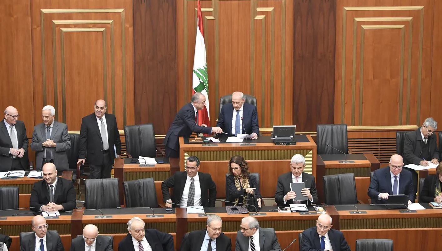 بالفيديو : الحكومة تنال الثقة.. سلام : ملتزمون العمل على تحرير الأراض وحشد التأييد العربي والدولي