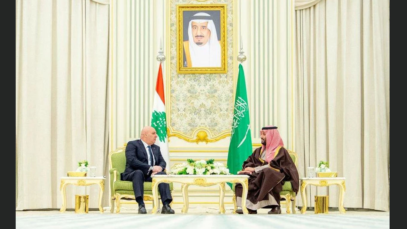 المملكة ولبنان تؤكدان في بيان مشترك أهمية تعزيز العمل العربي وتنسيق المواقف تجاه القضايا المهمة على الساحتين الإقليمية والدولية