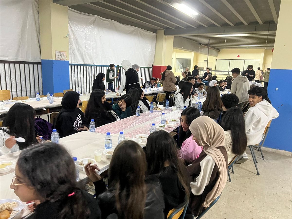 بهية الحريري رعت إفطاراً نظمته صباح درزي لتلامذة المدرسة اللبنانية الكويتية الرسمية