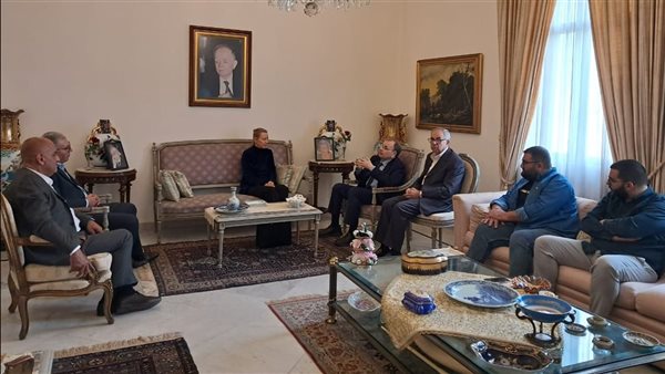 النائب البزري يبحث الشؤون الخدماتية للأخوة الفلسطينيين مع مديرة شؤون الأونروا في لبنان