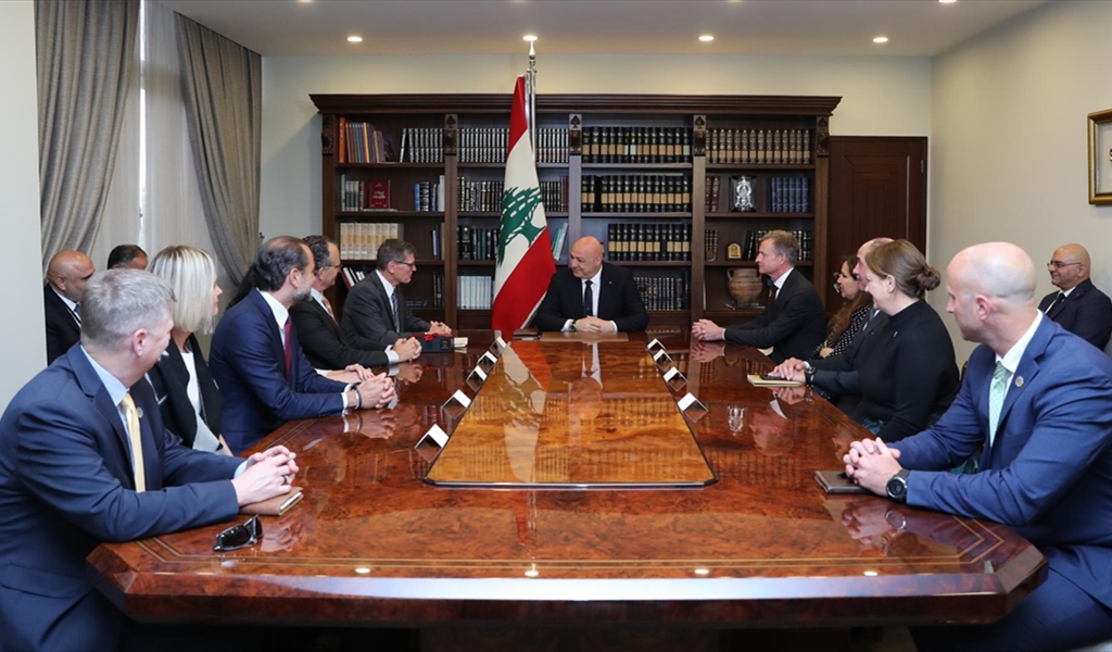 الرئيس عون: على أميركا مساعدة لبنان ليكون بلدًا مستقرًا وآمنًا