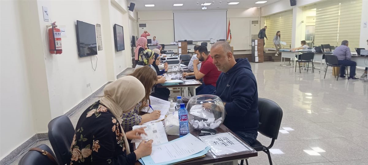 اجواء الحركة النشطة غابت عن باب الترشح في سرايا صيدا بيومها الثالث