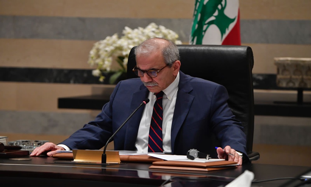 لبنان إلى الحضن العربي
