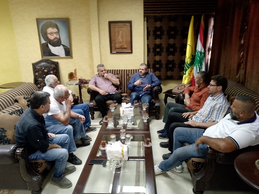 حزب الله عرض مع وفد من نشطاء ولجان الأحياء الأوضاع العامة بمخيم عين الحلوة